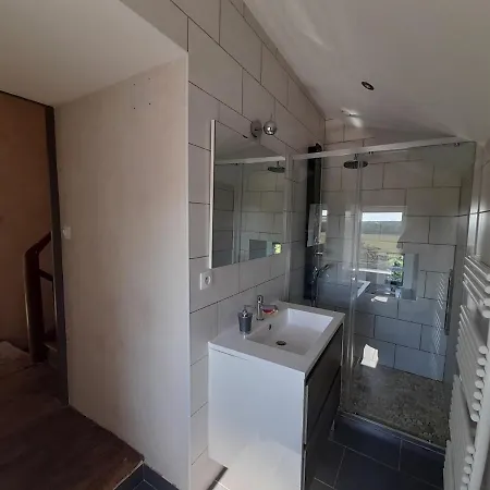 Au Calme Avec Jardin Et Wifi A - Fr-1-541-52 *